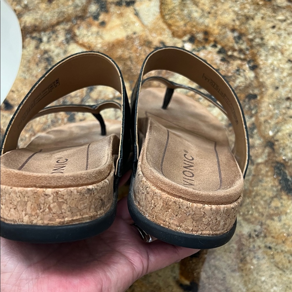 Vionic Black and Tan Women's Sandals - Picture 4 of 7
